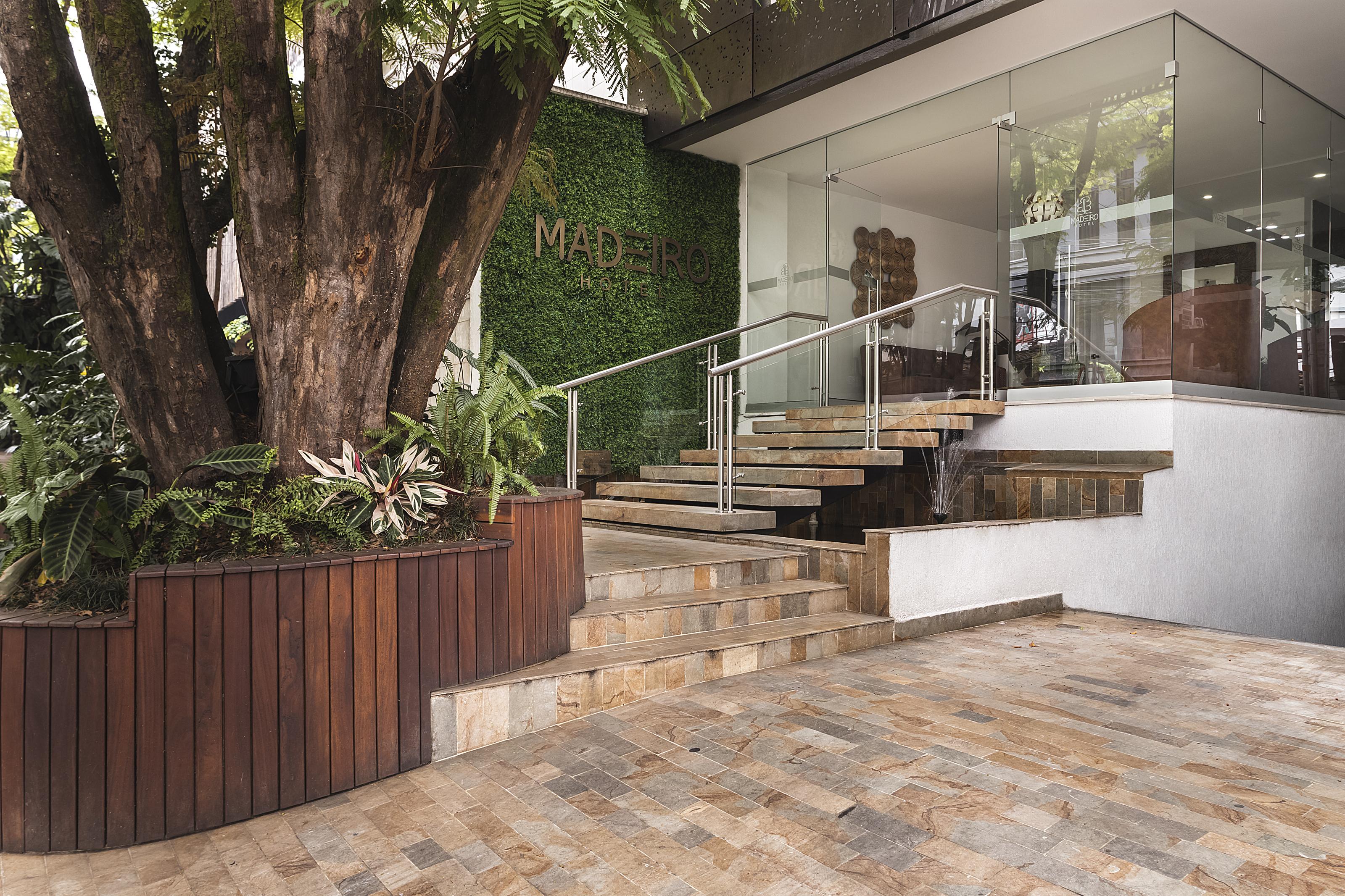 Hotel Madeiro Medellin Exterior photo